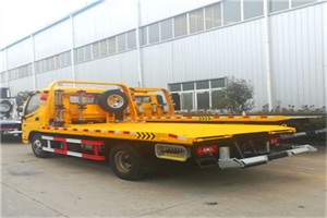 衡水附近拖车救援搭电