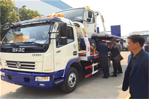 衡水汽车道路救援拖车价格